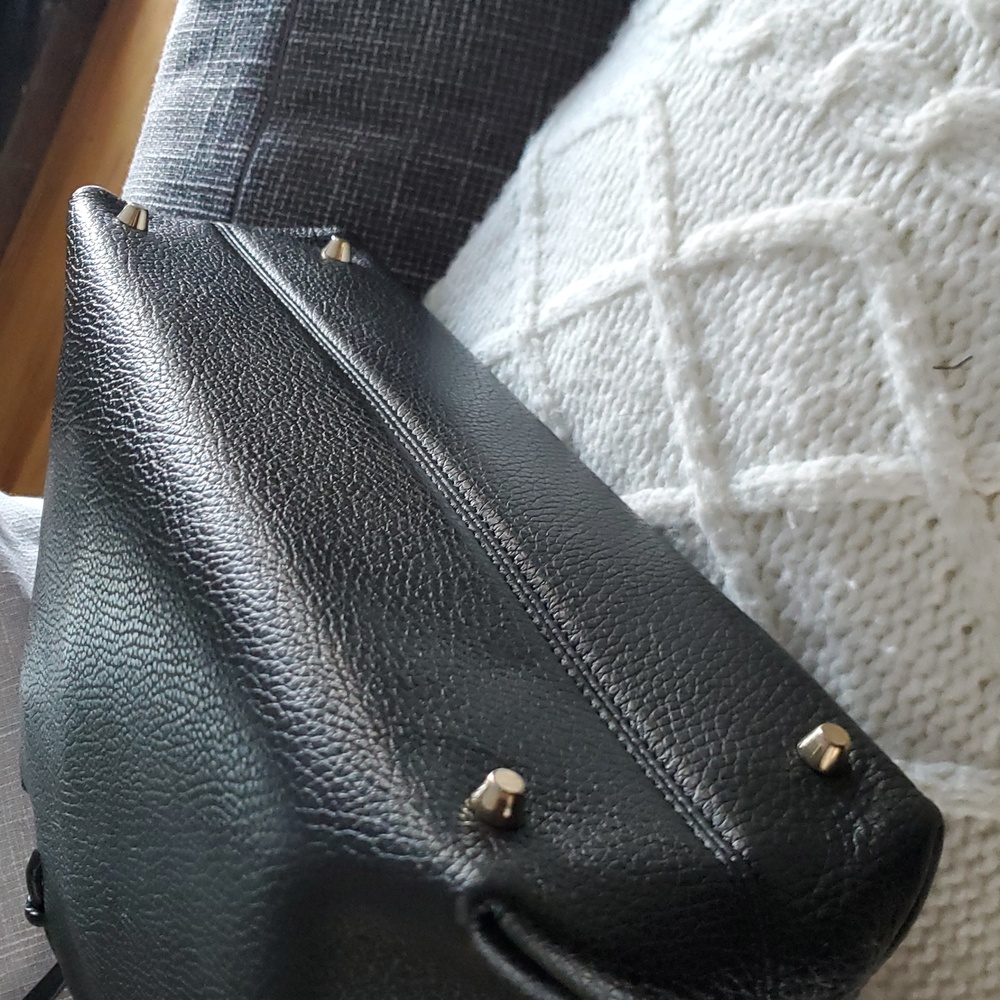 Furla Black Tote Bag with Textured Leather and Gold Hardware - Picture 5 of 9